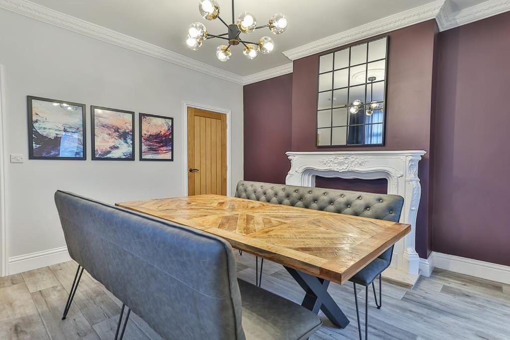 Luxury Spacious Pad With Games Room Sheffield Luaran gambar