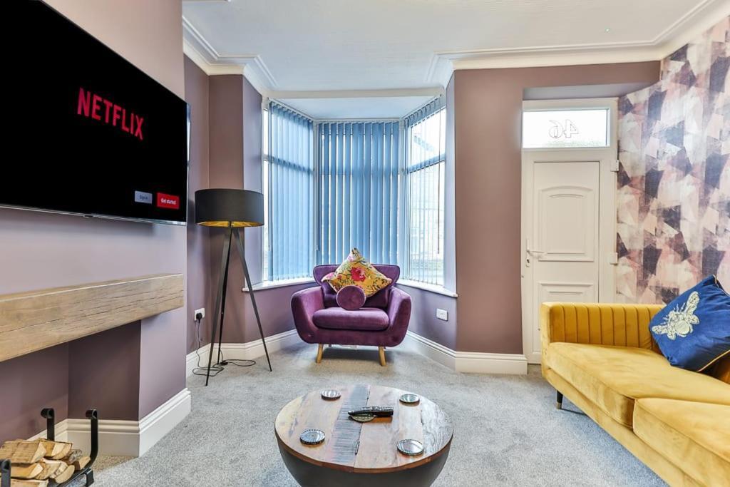 Luxury Spacious Pad With Games Room Sheffield Luaran gambar