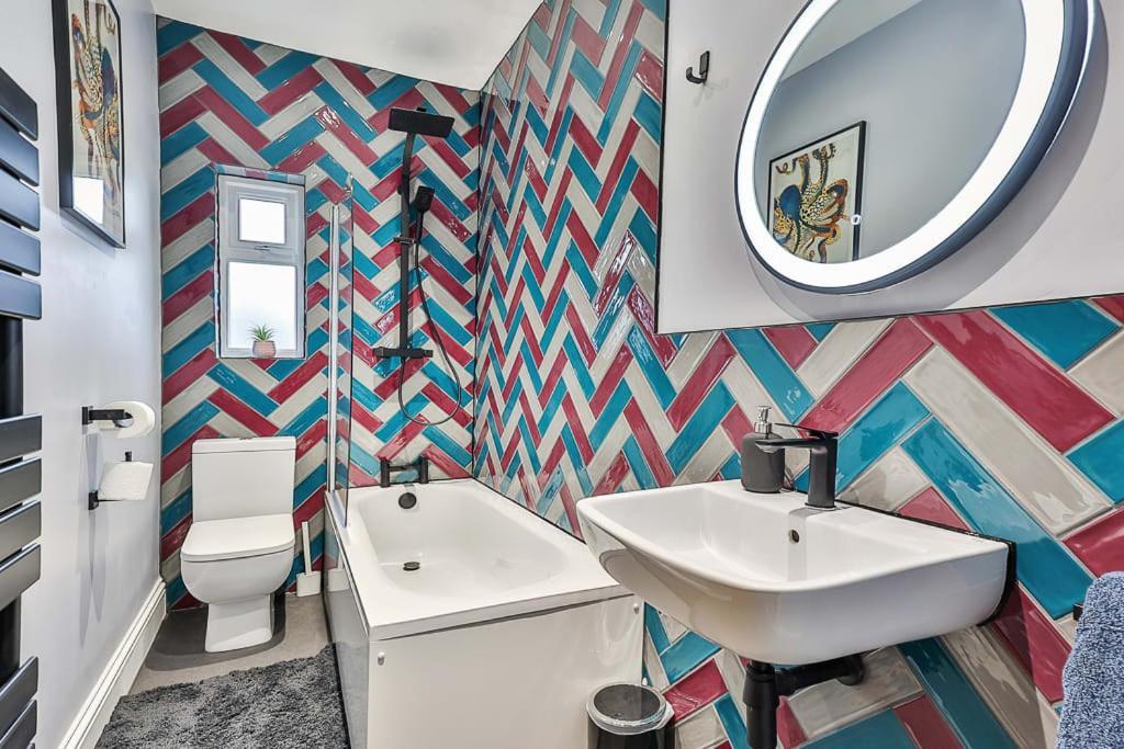 Luxury Spacious Pad With Games Room Sheffield Luaran gambar